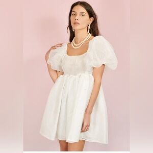 Sister Jane pearl bridal mini dress size small 
NNT pit to pit 14”